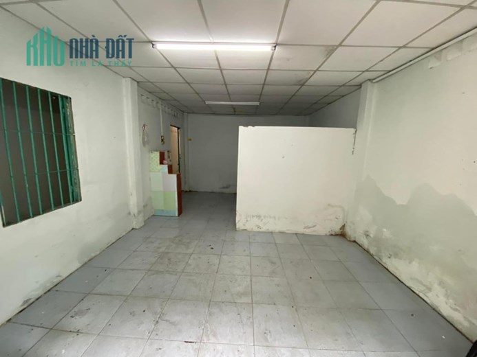 BÁN NHÀ 5.3x20 ÂU CƠ NGAY CĂN HỘ ORIENTAL PLAZZA -  GẤP BÁN CHỈ 7.9 TỶ