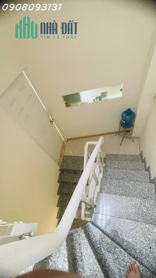 A3131-Nhà Đẹp Quận 3 , P12 , Lê Văn Sỹ DT: 50 m², 3 tầng, 4PN Giá Chỉ 6 Tỷ 1 ( Còn TL )