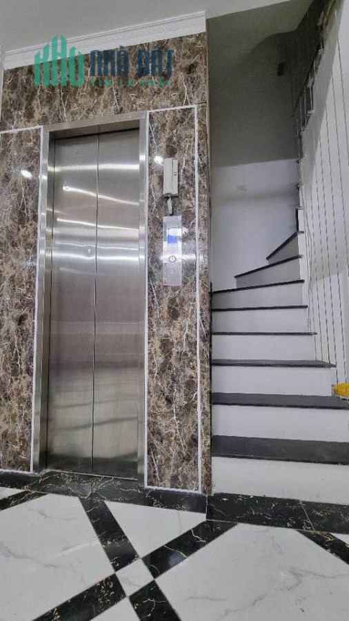 HOÀNG HOA THÁM-CCMN -DÒNG TIỀN ỔN ĐỊNH -THANG MÁY XỊN MẶT TIỀN CỰC RỘNG ĐƯỜNG THÔNG CÁC NGÀ NGÕ