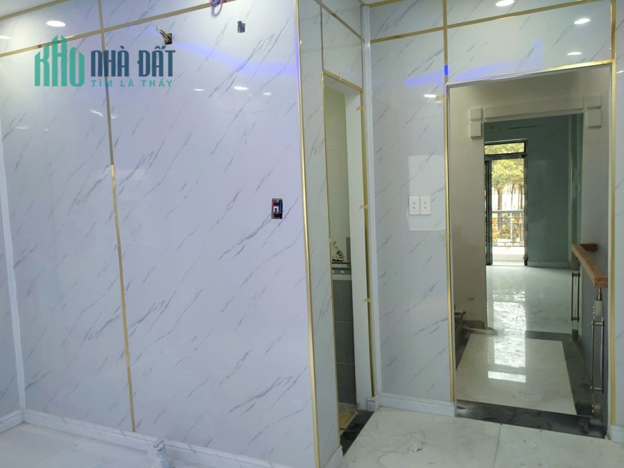 Mặt Tiền Trung Mỹ Tây, Quận 12 - Gần Nguyễn Ảnh Thủ - 60m2 - 5 Tầng Mới Cóng - Chỉ hơn 5 TỶ