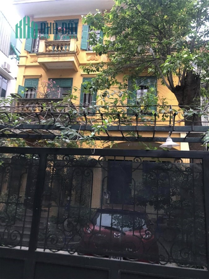 Bán Nhà Phố Lạc Long Quân Quận Tây Hồ. 260m Mặt Tiền 12m Nhỉnh 25 Tỷ. Cam Kết Ảnh Thật Mô Tả Chính