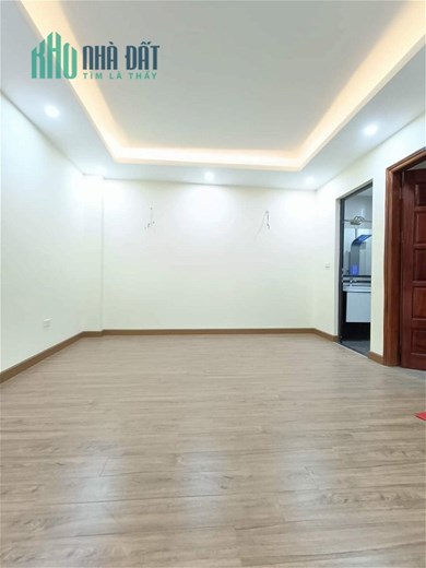 Bán Nhà Mặt Phố La Thành Quận Đống Đa. 65m Mặt Tiền 6.2m Nhỉnh 18 Tỷ. Cam Kết Ảnh Thật Mô Tả Chính