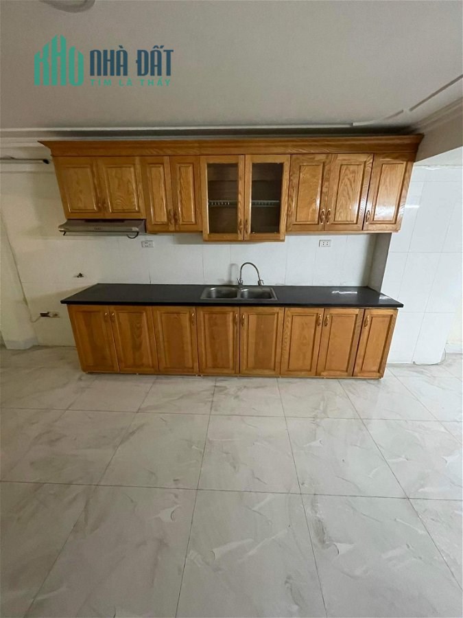 Bán Nhà Mặt Phố La Thành Quận Đống Đa. 36m Nhỉnh 10 Tỷ. Cam Kết Ảnh Thật Mô Tả Chính Xác. Chủ Cần