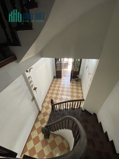 Nhà mới Dt 50m, nhà 4 tầng, Mt 4m, giá nhỉnh 8 Triệu.