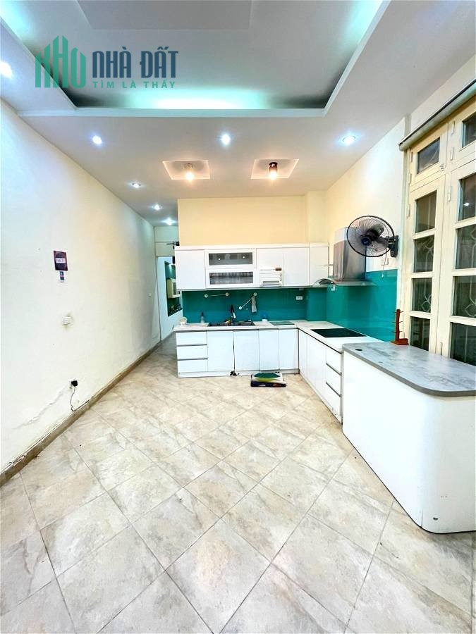 Bán Nhà Phố Phan Phù Tiên Quận Đống Đa. 35m Xây 6 Tầng Mặt Tiền 6.3m Nhỉnh 15 Tỷ. Cam Kết Ảnh Thật