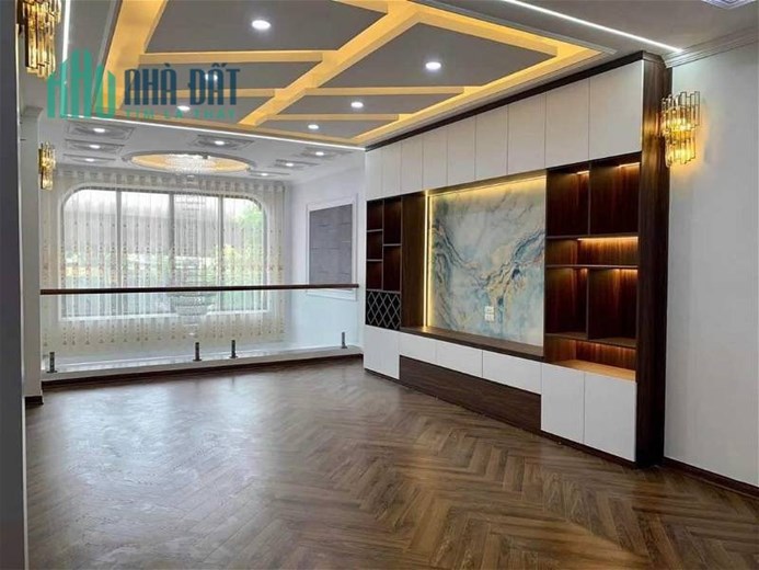 PHỐ NGÔ GIA TỰ  6 tầng thang máy gara vỉa hè rộng thênh thang, kinh doanh bất chấp.55m, 6 tầng,10
