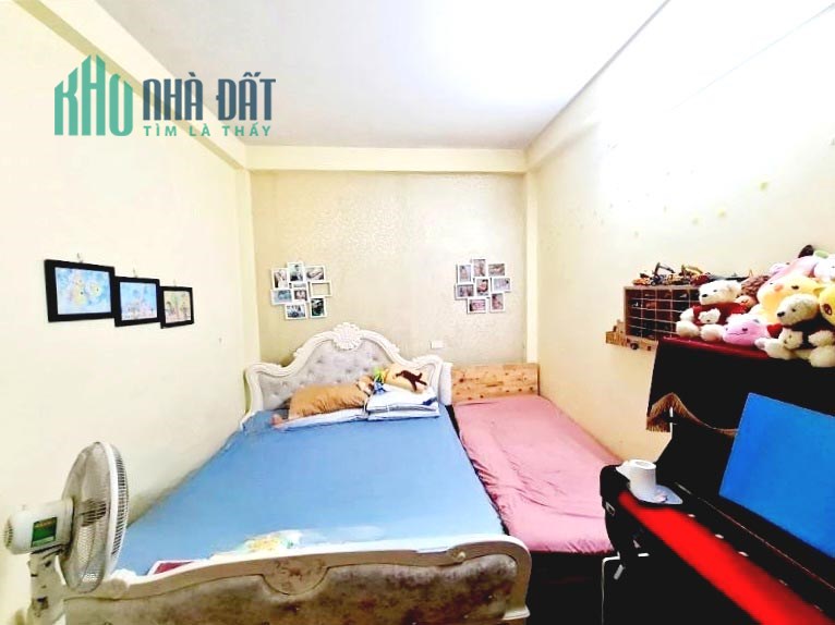 Bán nhà ở ngay DƯƠNG QUẢNG HÀM - CẦU GIẤY - Ô TÔ cách 10m - KINH DOANH - Nhỉnh 4 TỶ
