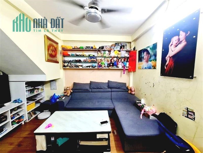 Bán nhà ở ngay DƯƠNG QUẢNG HÀM - CẦU GIẤY - Ô TÔ cách 10m - KINH DOANH - Nhỉnh 4 TỶ