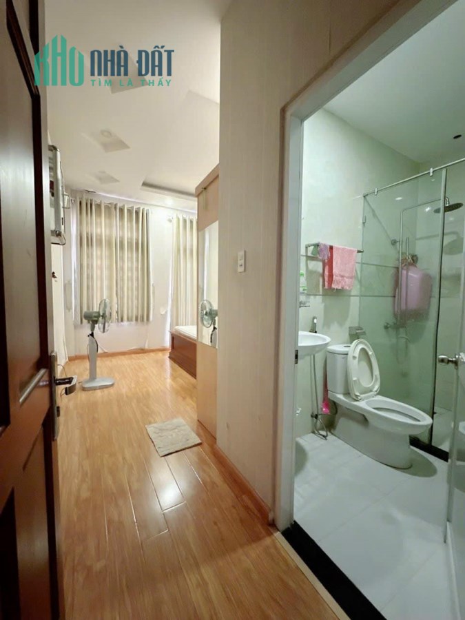 Bán Nhà 4 Tầng ,74m2, Hẻm Xe Tải, Bình Tân Kế AEON Tân Phú.