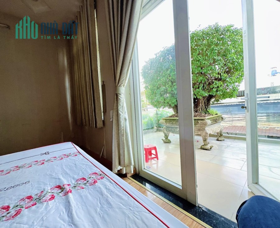 Bán Nhà 4 Tầng ,74m2, Hẻm Xe Tải, Bình Tân Kế AEON Tân Phú.