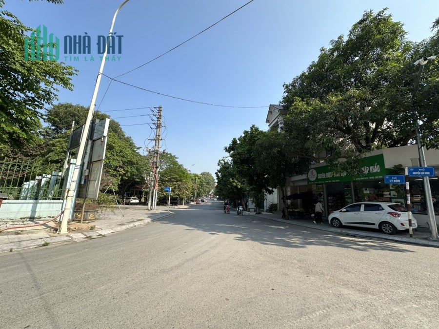 Cho thuê mặt bằng kinh doanh DT 345m2, tại Đống Đa, Vĩnh Yên. Giá 20tr/tháng