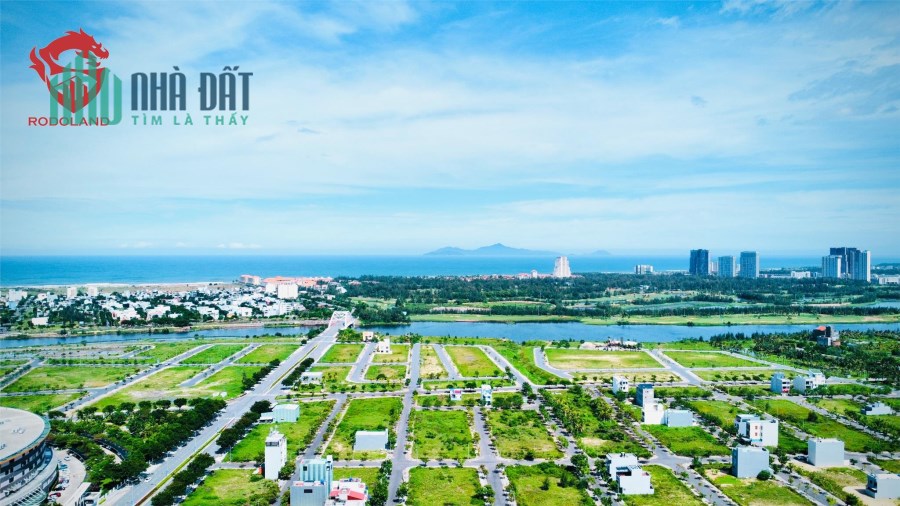 SIÊU HOT: Đất FPT sát Đại học FPT, 2 làn đường giá chỉ 2.85 tỷ. Liên hệ: 0905.31.89.88