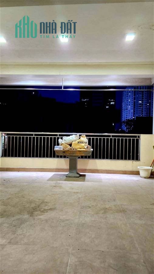 Bán Nhà Phố Hoàng Ngọc Phách Quận Đống Đa. Sổ 40m Thực Tế 45m Xây 5 Tầng Mặt Tiền 5.6m Nhỉnh 11 Tỷ.