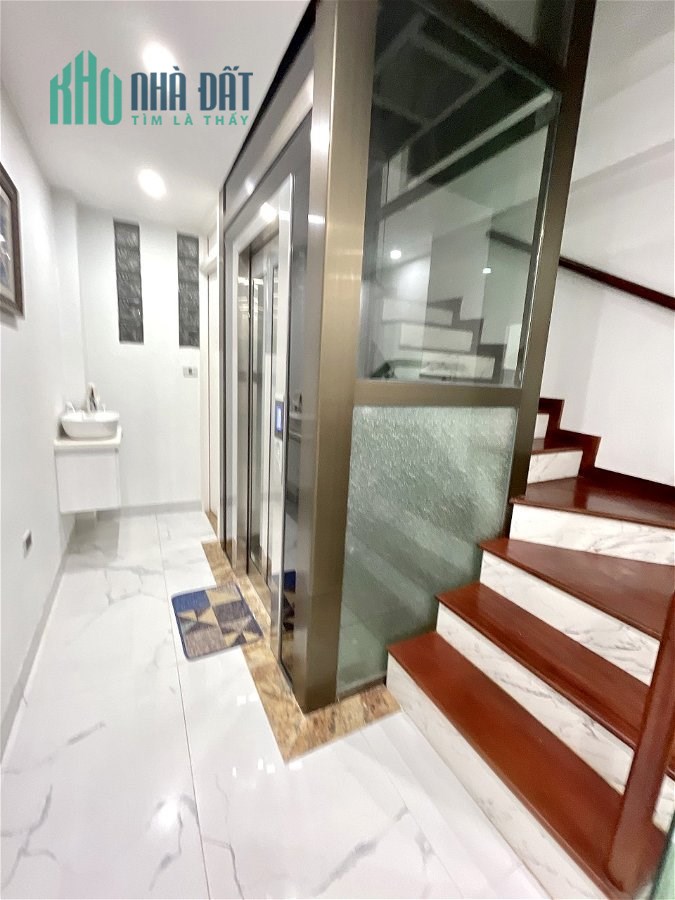 Bán Nhà Phố Thụy Khuê Quận Tây Hồ. 43m Xây 6 Tầng Nhỉnh 12 Tỷ. Cam Kết Ảnh Thật Mô Tả Chính Xác.