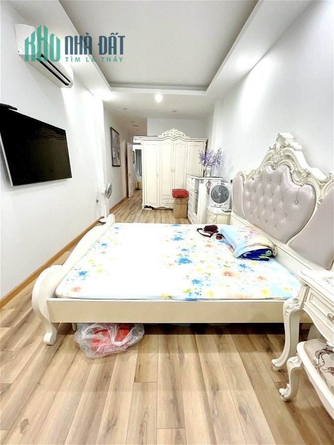 Bán Nhà Phố Thụy Khuê Quận Tây Hồ. 43m Xây 6 Tầng Nhỉnh 12 Tỷ. Cam Kết Ảnh Thật Mô Tả Chính Xác.