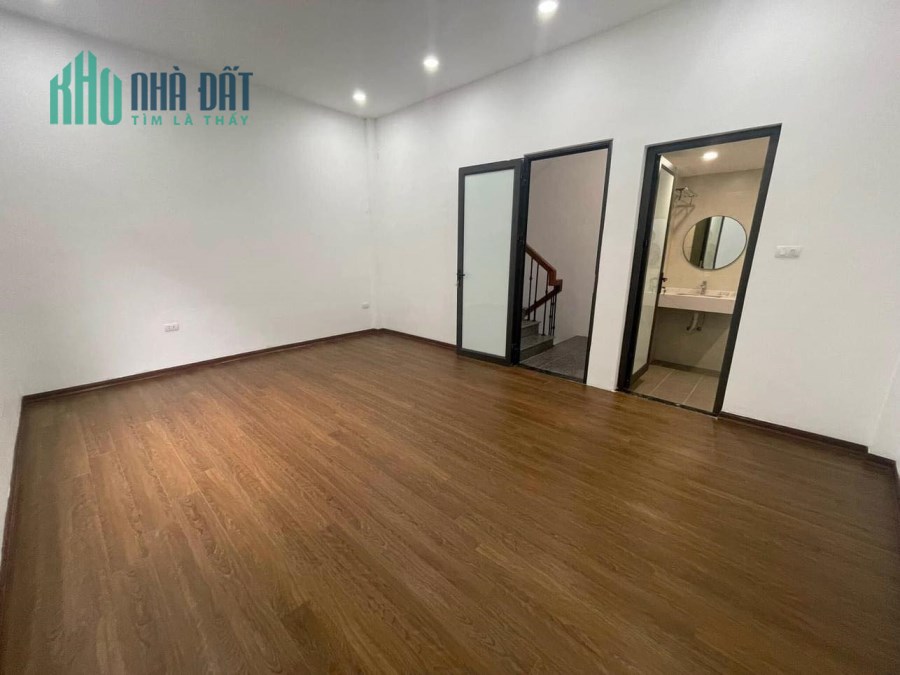 BẮN NHÀ KIM MÃ DÂN XÂY, 32M2, 5 TẦNG, MẶT TIỀN 5.4M, 4.45 TỶ.