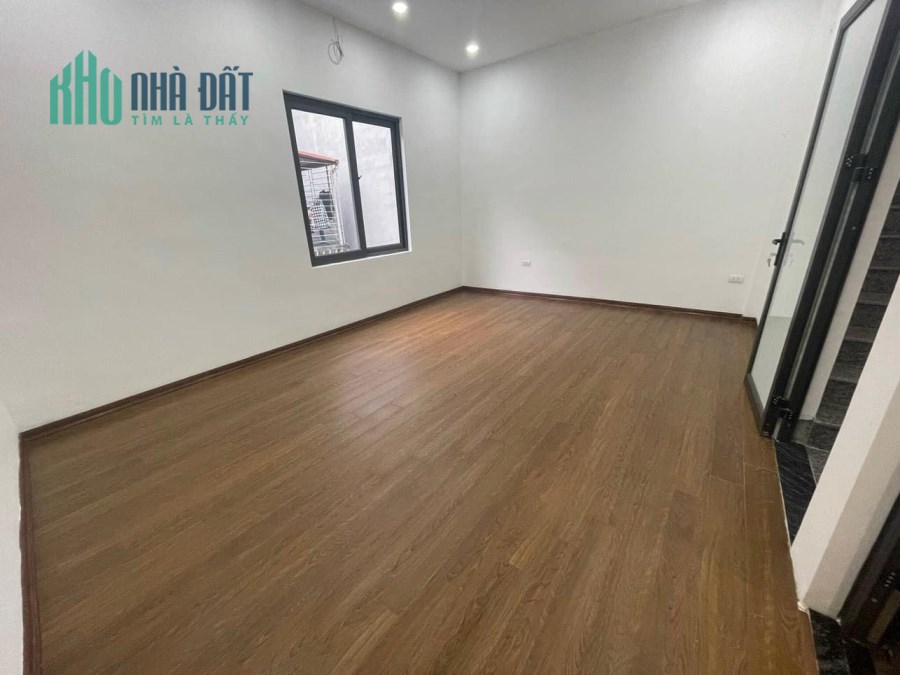 BẮN NHÀ KIM MÃ DÂN XÂY, 32M2, 5 TẦNG, MẶT TIỀN 5.4M, 4.45 TỶ.