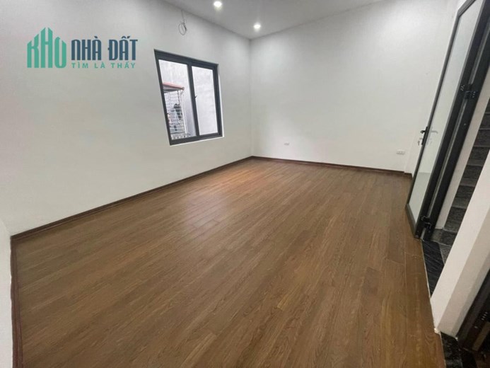 BẮN NHÀ KIM MÃ DÂN XÂY, 32M2, 5 TẦNG, MẶT TIỀN 5.4M, 4.45 TỶ.