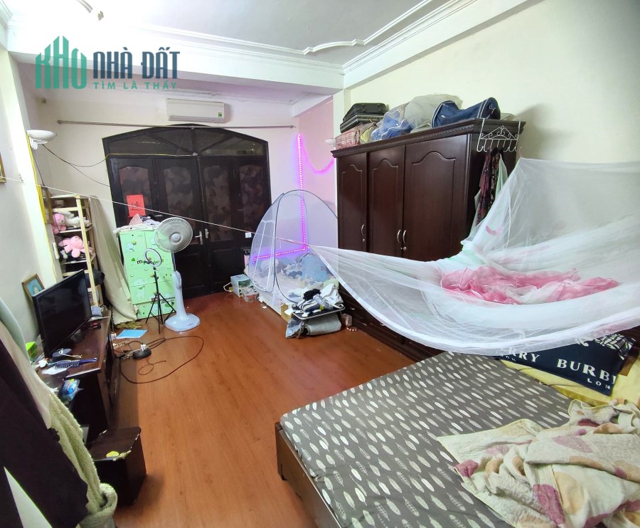 NHỈNH 8 TỶ -  PHỐ THÁI HÀ 45M2 x 4T, Ô TÔ ĐỖ, NGÕ PHÂN LÔ TRƯỚC NHÀ RỘNG 4M