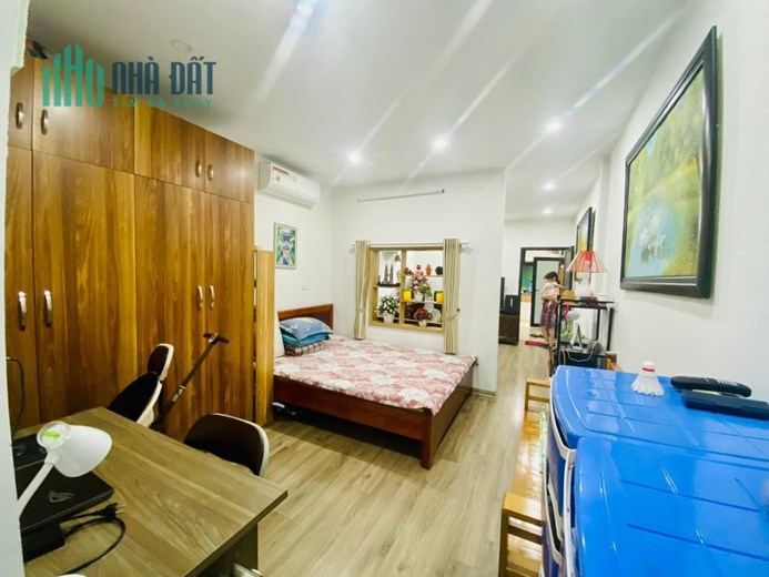 💥Lô Góc Tập thể Hoàng Ngọc Phách 68m, 2PN, Nội thất đẹp, Ô tô đỗ dưới, 2.45 tỷ💥