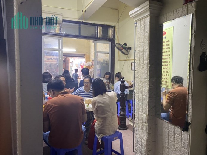 Sang quán gấp cửa hàng tại phường Dịch Vọng , phố Dịch Vọng, Cầu Giấy ,Hà Nội