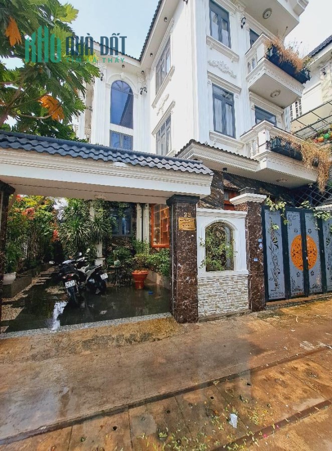 Bán Biệt Thụ MiNi, 132m2, 3 Tầng, Góc 2 Nặt Tháong, Gần Ngã Tư An Sương, Bà Điểm Hóc Môn