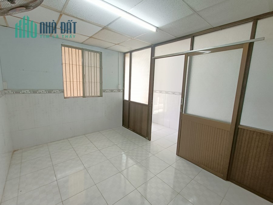 NHÀ 2 TẦNG HẺM XE HƠI CHIẾN LƯỢC, THÔNG HƯƠNG LỘ 2, 4x10M - CHỈ 3 TỶ 150TR TL