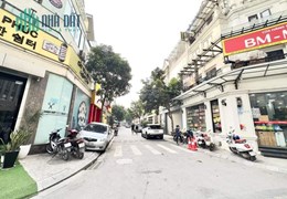 nhà liền kề A10 khu ĐT Nam Trung Yên Nguyễn Chánh, Dương Đình Nghệ,  Cầu Giấy, DT 75 m2 giá 30 tỷ.