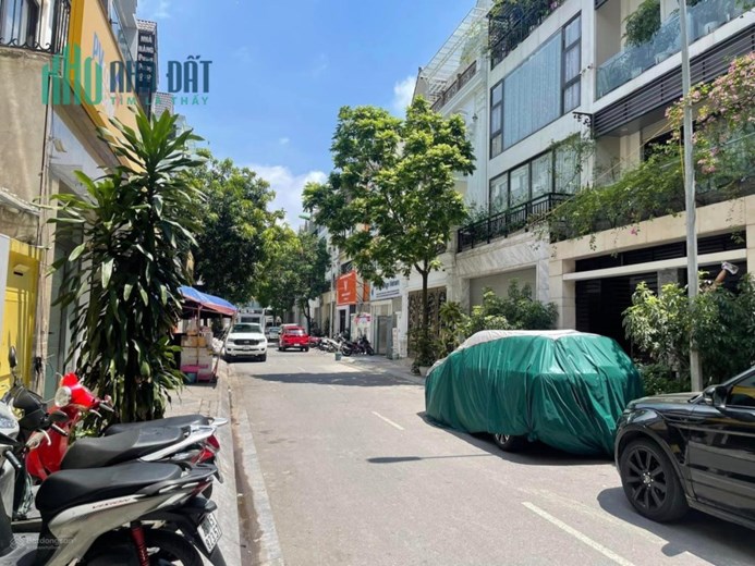 nhà liền kề A10 khu ĐT Nam Trung Yên Nguyễn Chánh, Dương Đình Nghệ,  Cầu Giấy, DT 75 m2 giá 30 tỷ.
