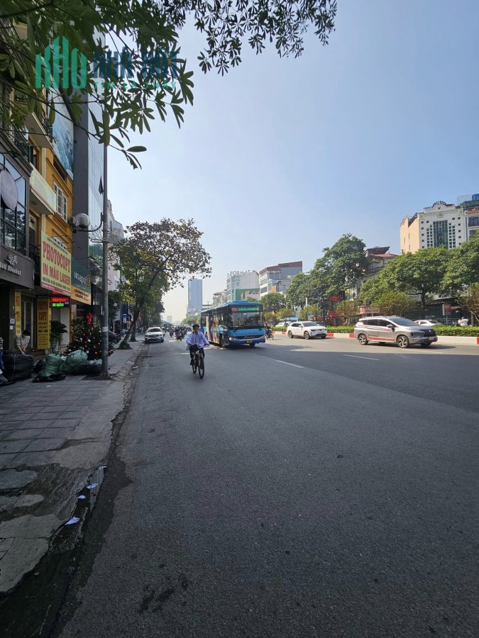 Bán nhà mặt phố Trần Duy Hưng 70m 6T MT5m vỉa hè rộng khu vực trung tâm kinh doanh đỉnh giá 40 tỷ