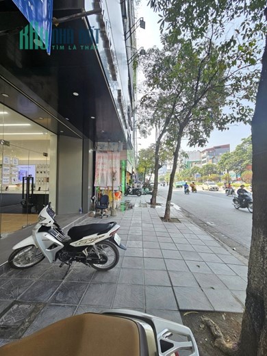 Bán nhà mặt phố Trần Duy Hưng 70m 6T MT5m vỉa hè rộng khu vực trung tâm kinh doanh đỉnh giá 40 tỷ