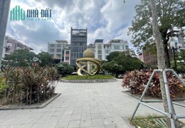 Chill-Phân Lô Ô Tô Vỉa Hè-KD-Khu Vườn Đào-Thị Trấn-Đông Anh-DT 109m²-MT 5,3m-Giá 15,2 tỷ