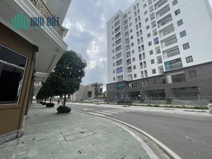 BÁN CĂN ĐẦU VE MẶT CHUNG CƯ, KINH DOANH CỰC TỐT, GIÁ NHỈNH 5 TỶ, BAO PHÍ SANG TÊN. LH: 0966 343 969