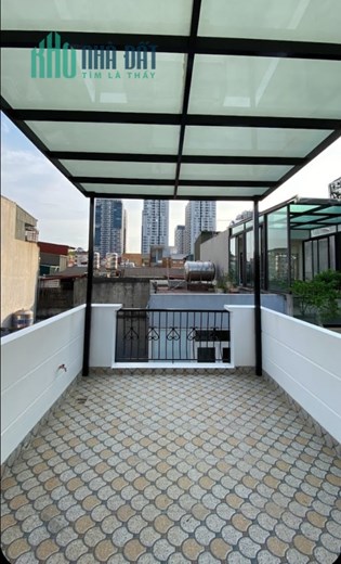 Trung tâm quận Thanh Xuân.  Bán nhà Vũ Trọng Phụng. 46m2 x 5 Tầng. PHÂN LÔ. GẦN PHỐ. Nhỉnh 6 Tỷ.