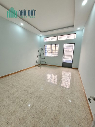 HẺM XE TẢI THÔNG - TÂN KỲ TÂN QUÝ - KẾ BÊN AEON MALL TÂN PHÚ - 42M2 - MUA VỀ Ở NGAY GIÁ 4.4 TỶ TL