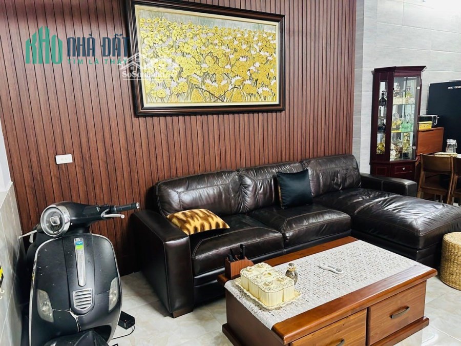 Bán nhà ngõ phố Võ Chí Công, Hoàng Quốc Việt, phường Nghĩa Đô, Cầu Giấy 40m 4 t giá 3,5 tỷ