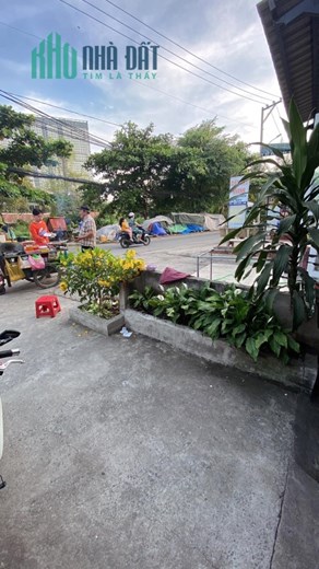 XE HƠI NGỦ TRONG NHÀ - HẺM 8M - KINH DOANH SẦM UẤT - CHỦ GẤP BÁN 
Nhà ngay đường  Cao Lỗ , Quận 8