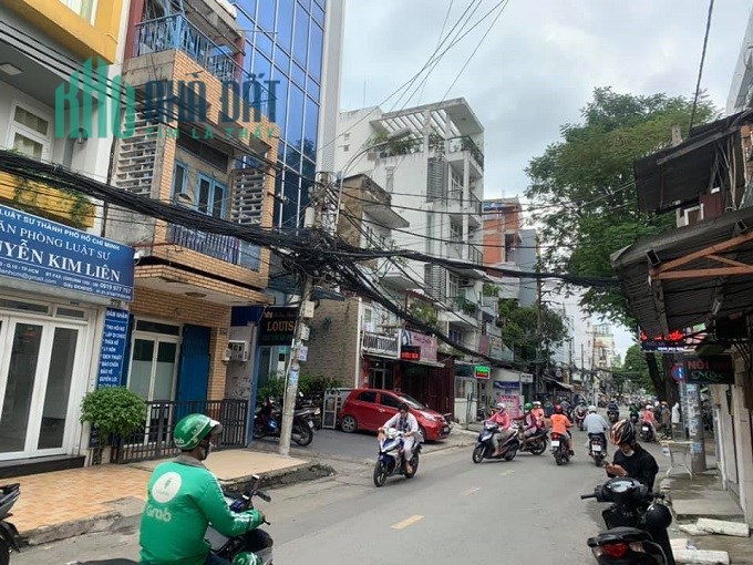 Bán nhà MT KD trung tâm Quận 10, đường Hòa Hưng, P12, 2 tầng, chỉ 4.5 tỷ.
