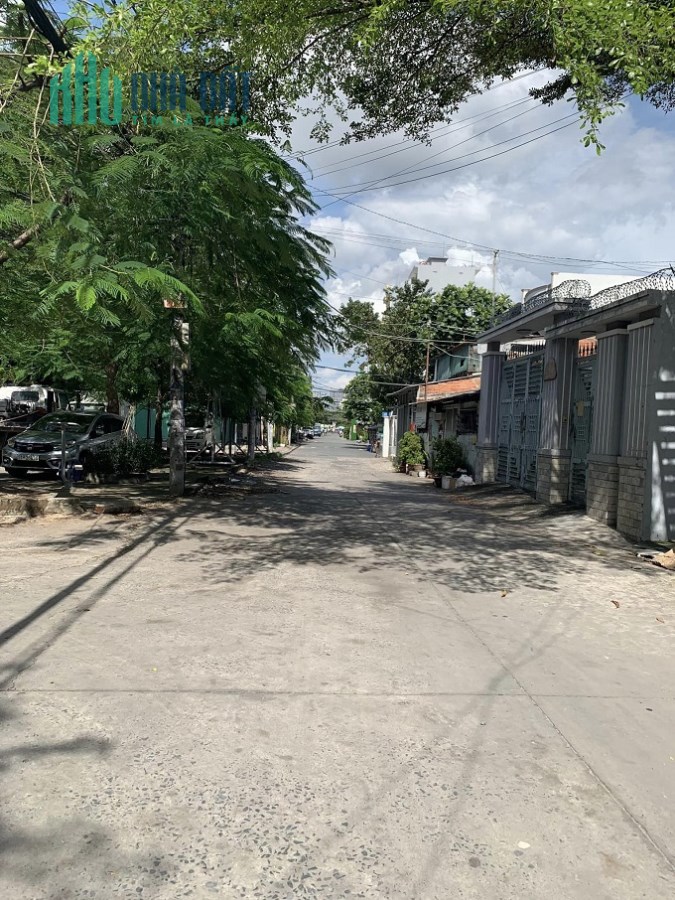 Bán nhà MT KD Đô Đốc Long, Tân Quý, Tân Phú, 100m2, 4 tầng, 9.4 tỷ.