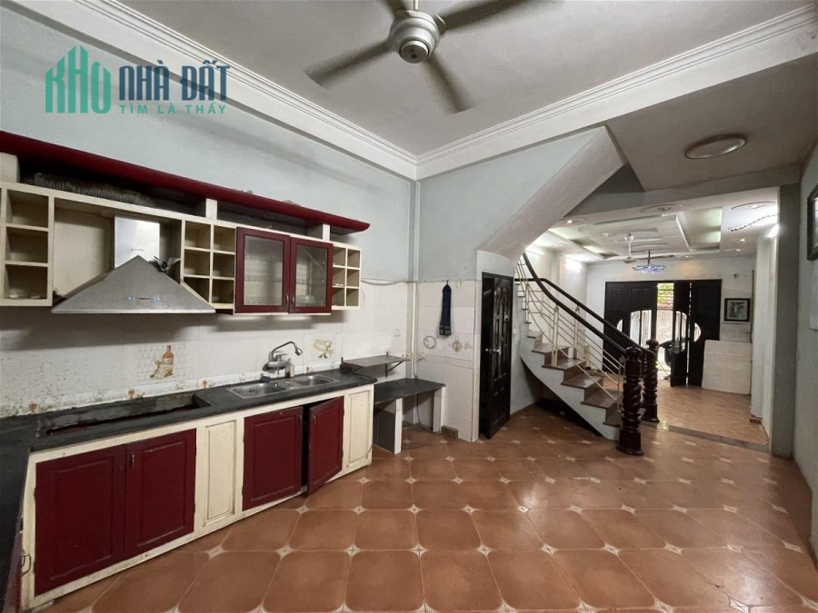 Bán Nhà Phố Thụy Khuê Quận Tây Hồ. 59m Xây 5 Tầng Mặt Tiền 4m Nhỉnh 17 Tỷ. Cam Kết Ảnh Thật Mô Tả