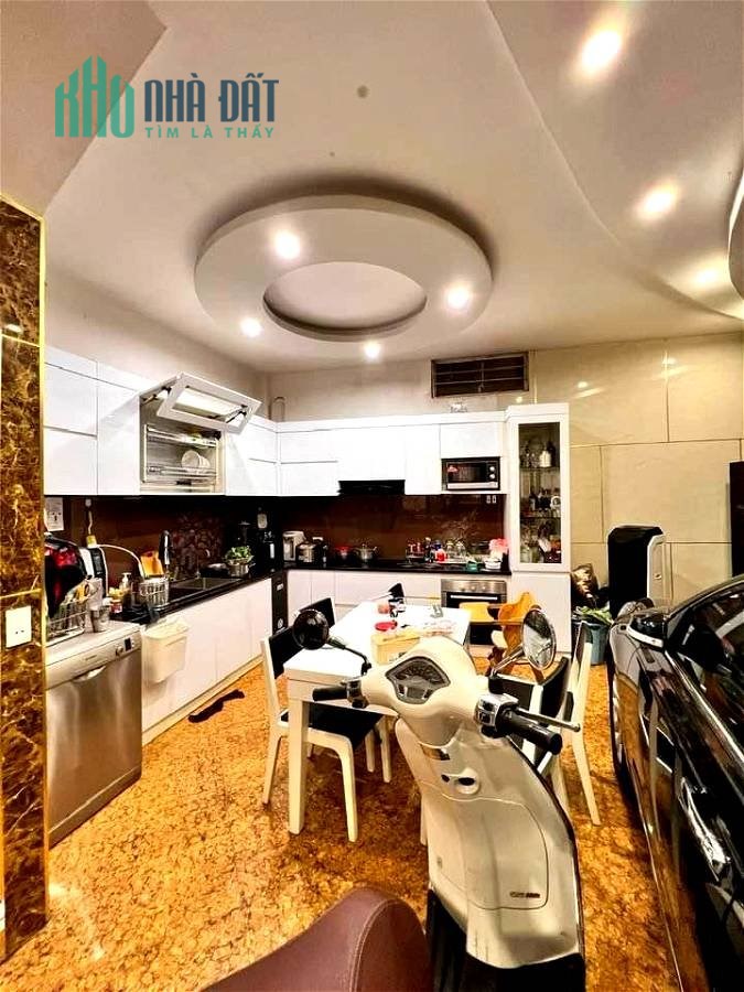 Bán Nhà Phân Lô Phố Dương Quảng Hàm Quận Cầu Giấy. Sổ 60m Thực Tế 66m Xây 5 Tầng Mặt Tiền 6m Nhỉnh