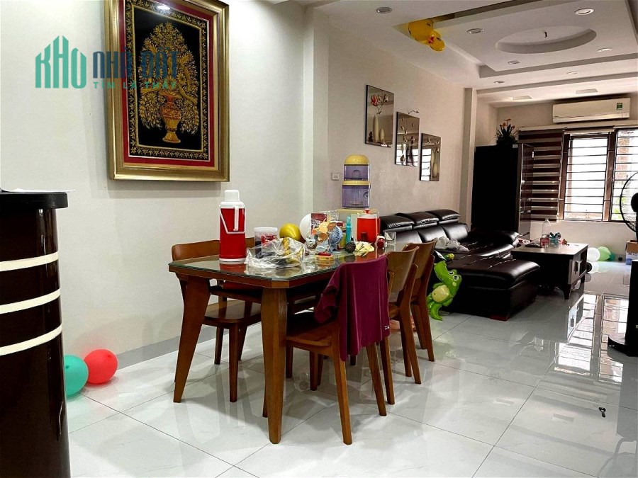 Bán Nhà Phố Hồ Ba Mẫu Quận Đống Đa. 43m Xây 5 Tầng Nhỉnh 13 Tỷ. Cam Kết Ảnh Thật Mô Tả Chính Xác.