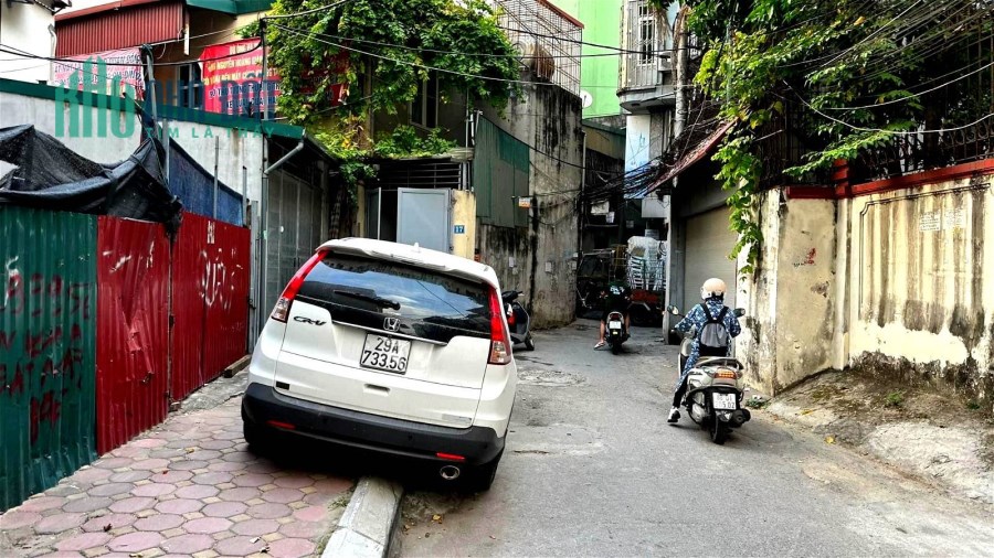 Bán Nhà Phố Hồ Ba Mẫu Quận Đống Đa. 43m Xây 5 Tầng Nhỉnh 13 Tỷ. Cam Kết Ảnh Thật Mô Tả Chính Xác.