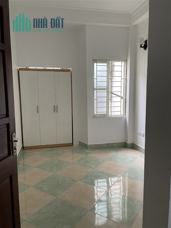 Bán Nhà Phố Lạc Long Quận Quận Tây Hồ. 82m Xây 5 Tầng Mặt Tiền 6m Nhỉnh 11 Tỷ. Cam Kết Ảnh Thật Mô