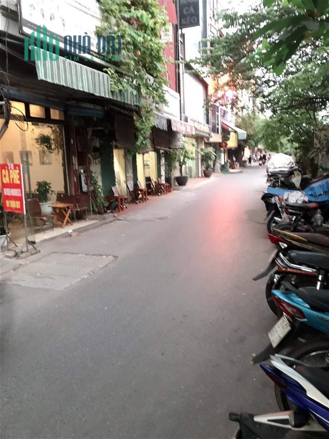 Bán Nhà Mặt Phố Nghi Tàm Quận Tây Hồ. 35m Xây 5 Tầng Nhỉnh 10 Tỷ. Cam Kết Ảnh Thật Mô Tả Chính Xác.
