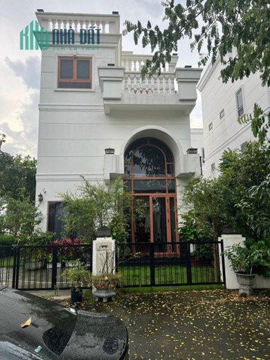 Nhanh tay siêu phẩm biệt thự sân vườn đường số 4 (Lò Lu) Quận 9, TP. Thủ Đức, Hồ Chí Minh