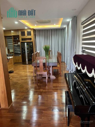 Nhanh tay siêu phẩm biệt thự sân vườn đường số 4 (Lò Lu) Quận 9, TP. Thủ Đức, Hồ Chí Minh