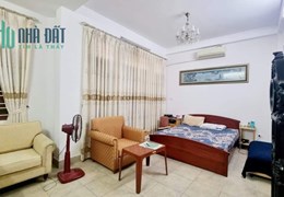 Bán Nhà Phố Nghi Tàm Quận Tây Hồ. Sổ 52m Thực Tế 90m Mặt Tiền 6m Nhỉnh 13 Tỷ. Cam Kết Ảnh Thật Mô