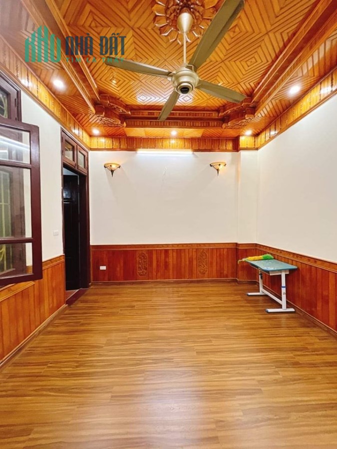 Bán Nhà Phố Dương Quảng Hàm Quận Cầu Giấy. 57m Xây 5 Tầng Mặt Tiền 4.1m Nhỉnh 10 Tỷ. Cam Kết Ảnh