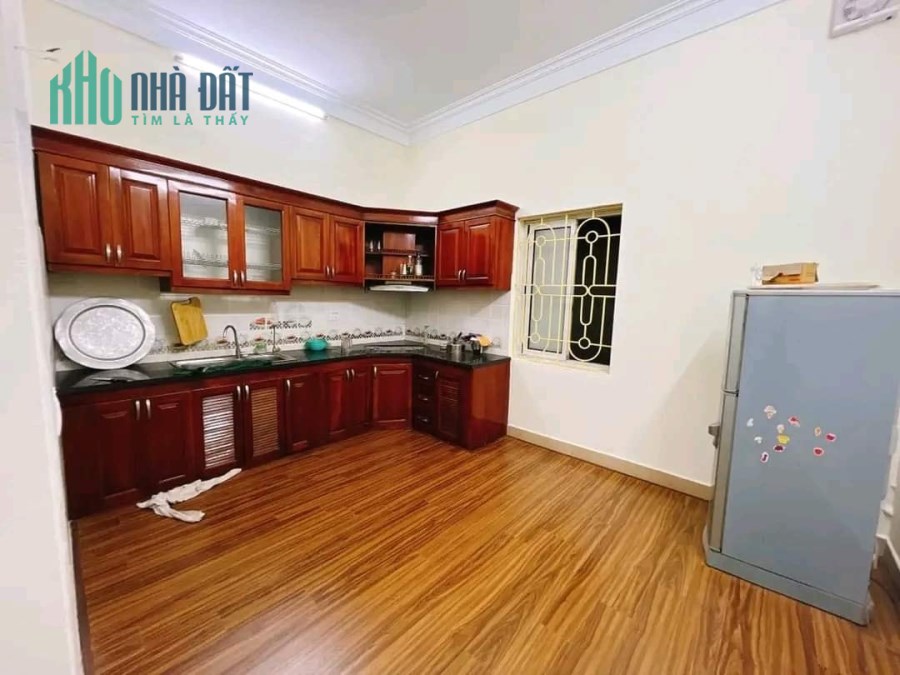 Bán Nhà Phố Dương Quảng Hàm Quận Cầu Giấy. 57m Xây 5 Tầng Mặt Tiền 4.1m Nhỉnh 10 Tỷ. Cam Kết Ảnh